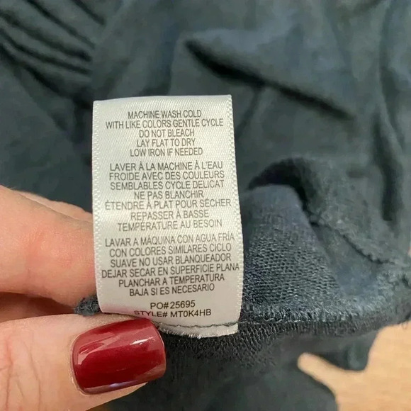 Bobeau short sleeve Caty t-shirt with knotted front size medium women’s - Picture 7 of 8